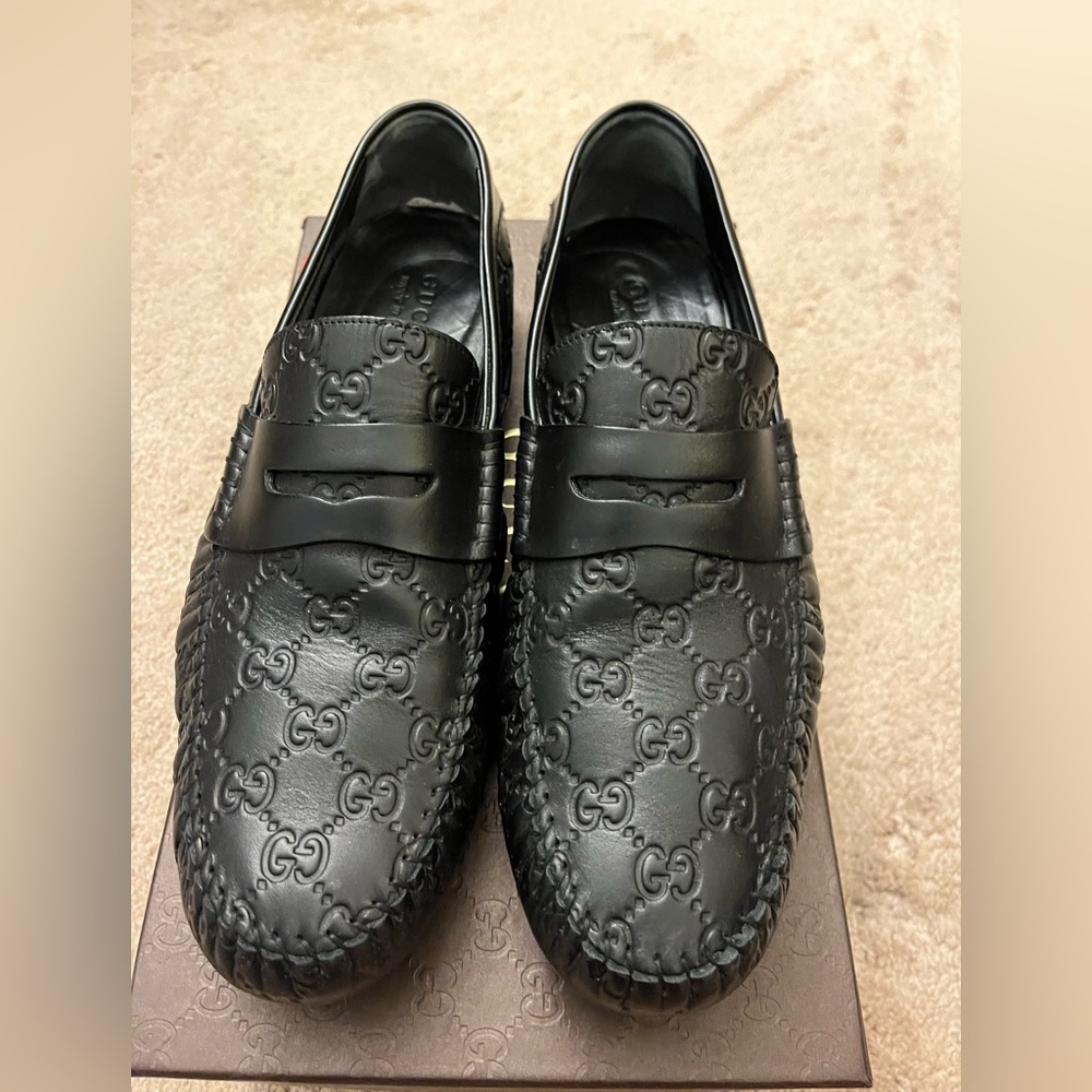 Men’s Gucci loafers